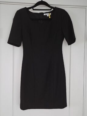 Elizabeth and James Black Ponte Sheath Dress Size 6 Little Black Dress